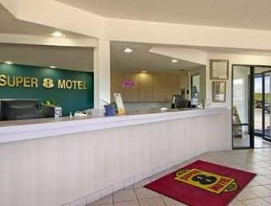 Hotel Knights Aurora